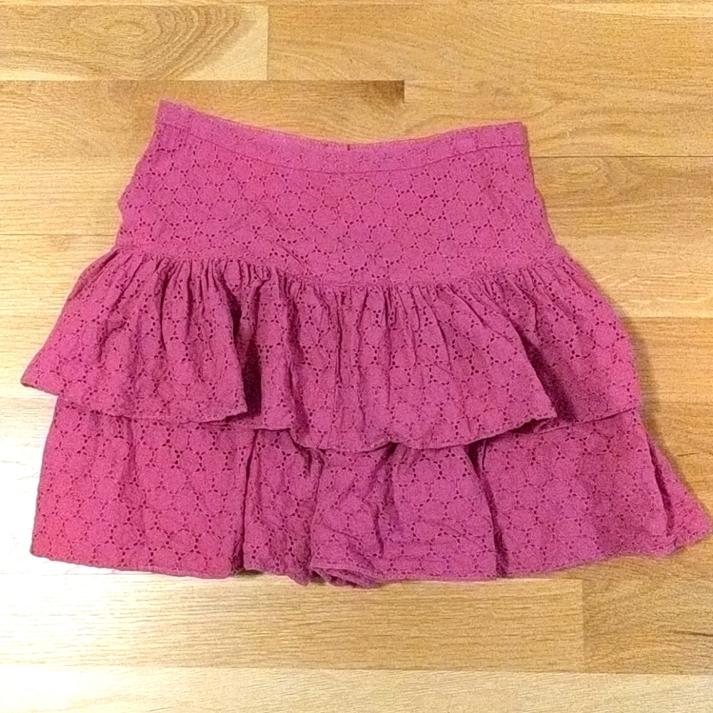 Marc Jacobs pink eyelet skirt w/ ruffles sz4